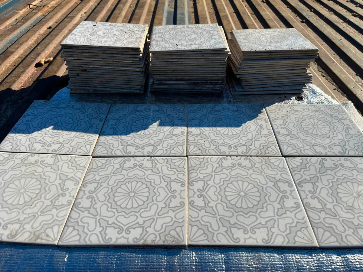 AZULEJOS 15X15CM ANTIGUOS CON DISEÑO MODELOS FINOS