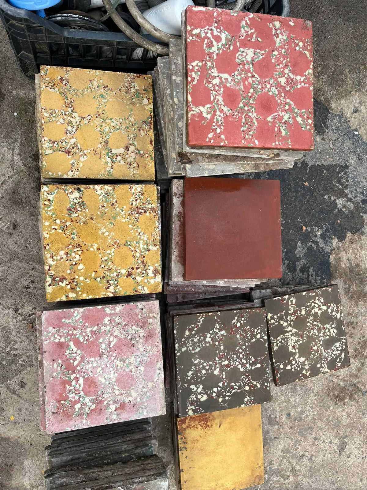 BALDOSAS ANTIGUAS DE PISO VARIOS DISEÑOS PRECIO X UNIDAD