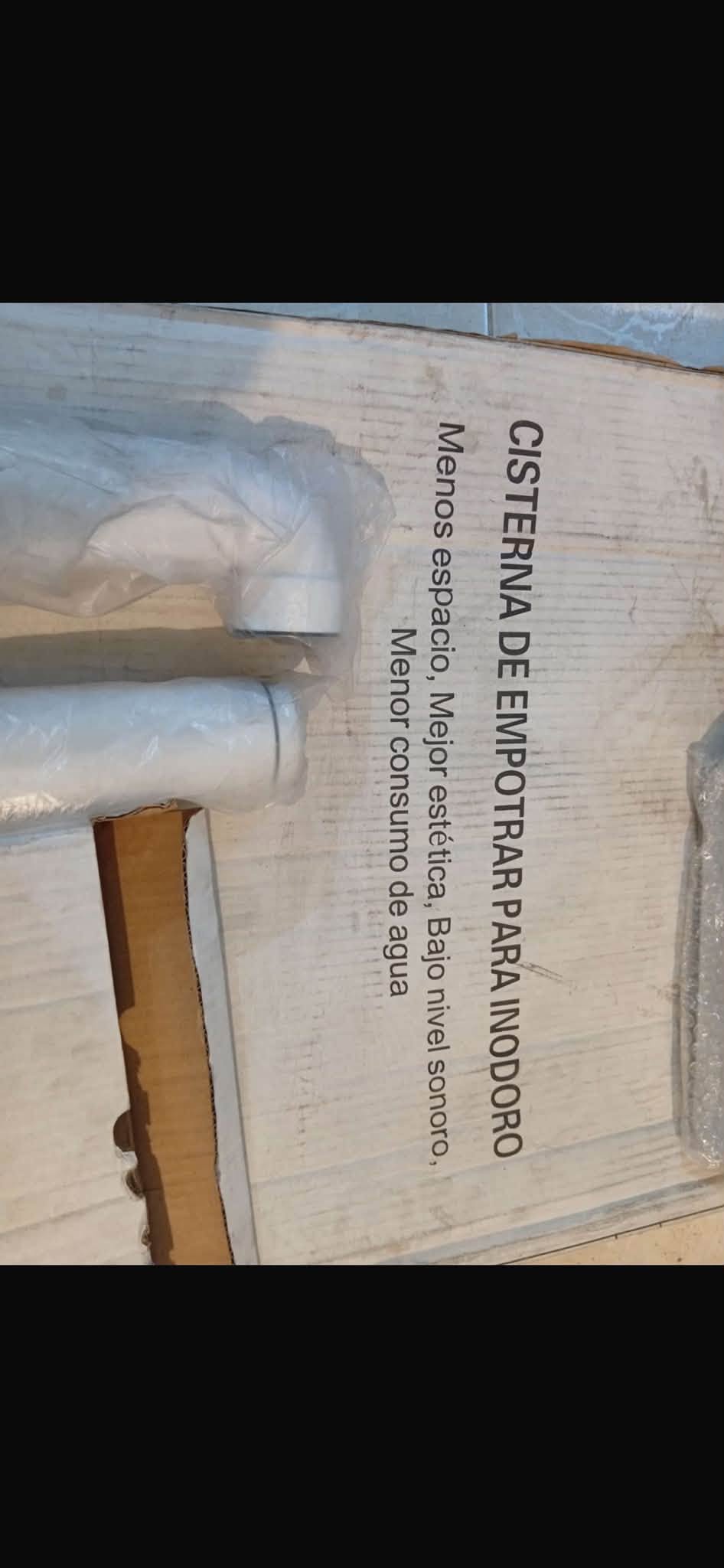 CISTERNA DE EMBUTIR NUEVA EN CAJA CON SU BOTON