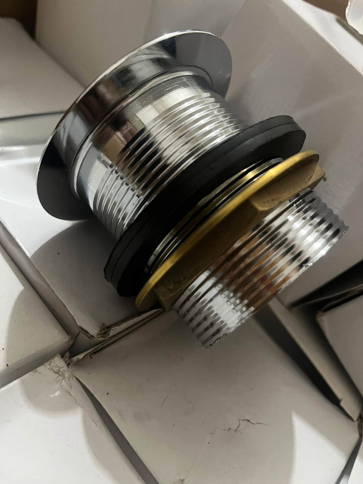 VALVULA PARA PILETA CON TAPON NUEVAS EN CAJA