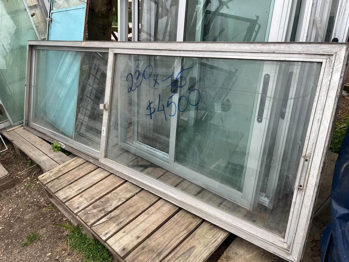 VENTANA EN ALUMINIO MEDIDAS 230X75